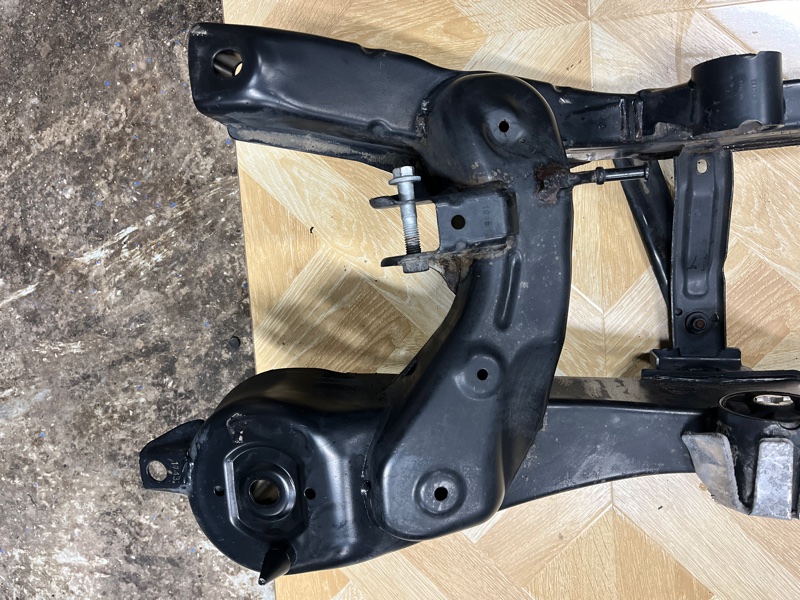 Балка подвески, 9500 рублей, Молоково