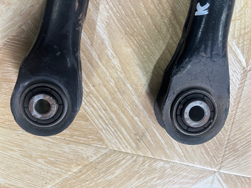 Рычаг подвески нижний, 1850 рублей, Молоково