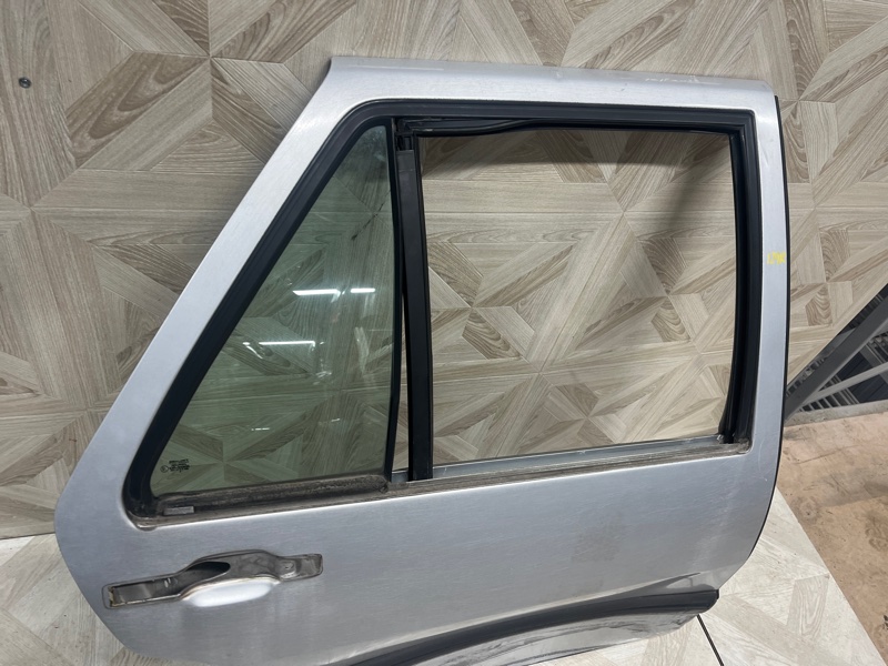 Дверь боковая, 2000 рублей, Молоково