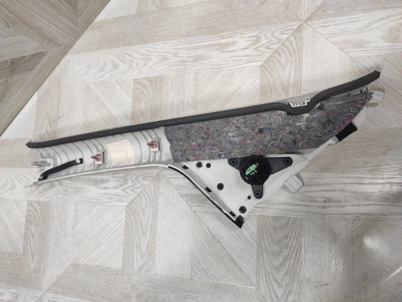 Накладка стойки лобового стекла, 2000 рублей, Молоково