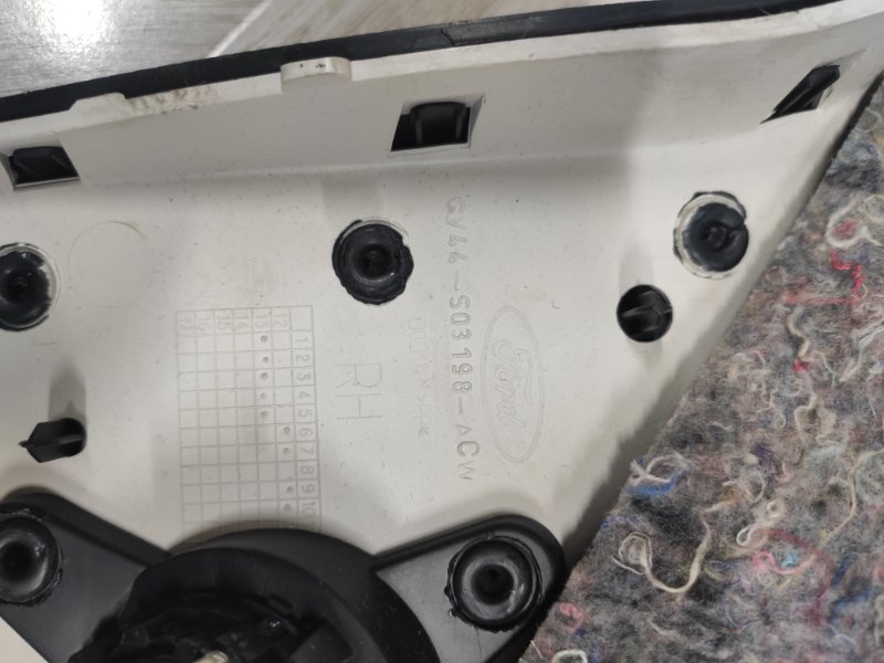 Накладка стойки лобового стекла, 2000 рублей, Молоково