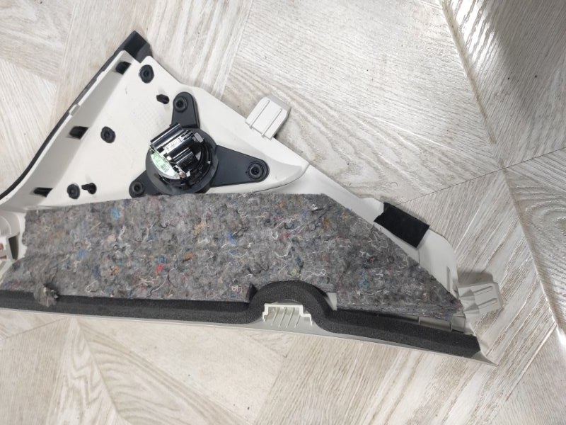 Накладка стойки лобового стекла, 1000 рублей, Молоково