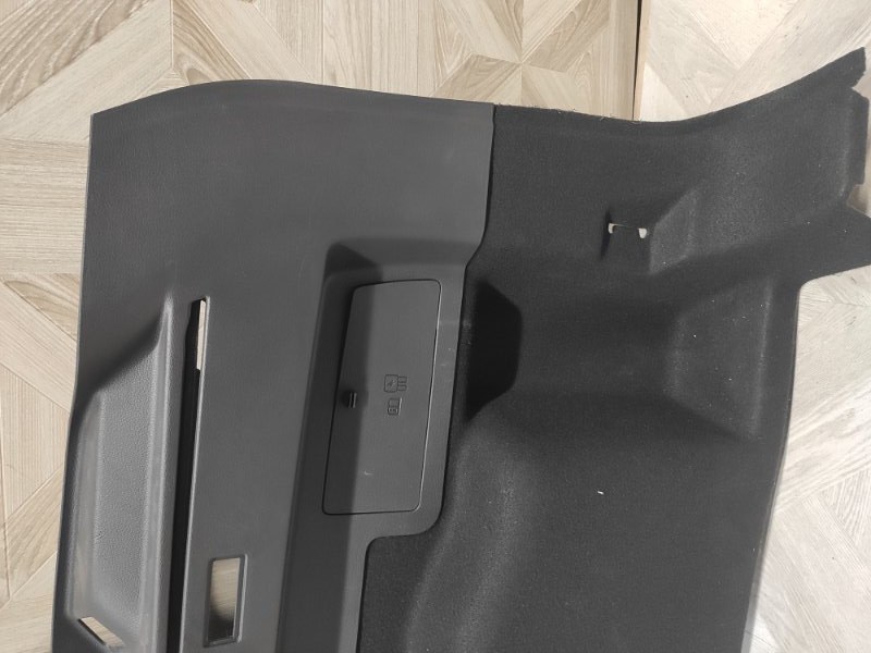 Обшивка багажника, 2000 рублей, Молоково