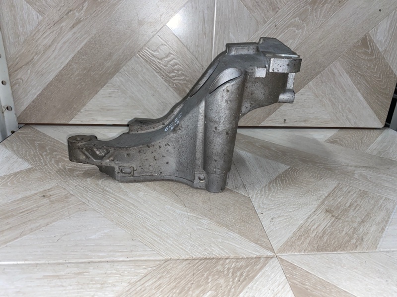 Кронштейн двигателя, 800 рублей, Молоково