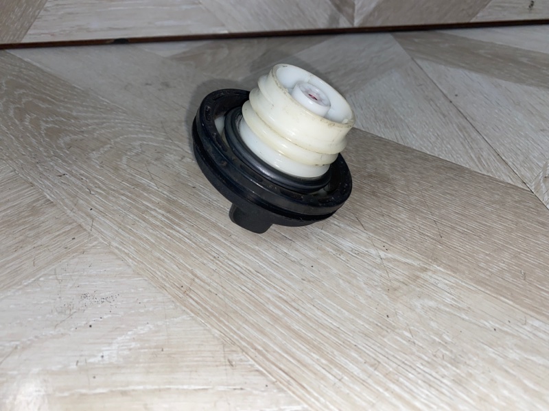 Крышка топливного бака, 500 рублей, Молоково