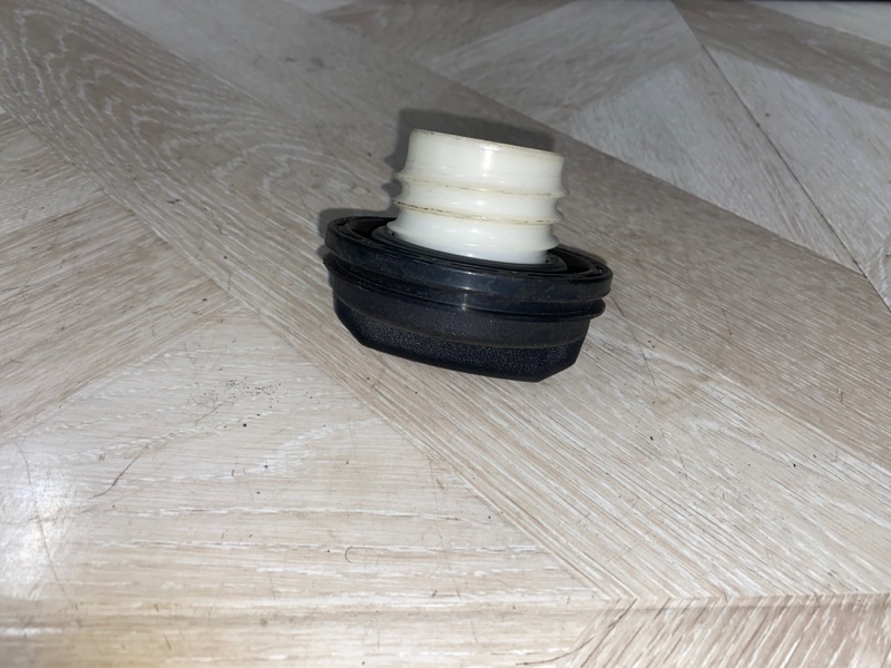 Крышка топливного бака, 500 рублей, Молоково