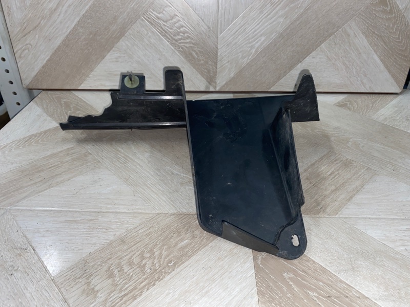 Дефлектор радиатора, 1000 рублей, Молоково