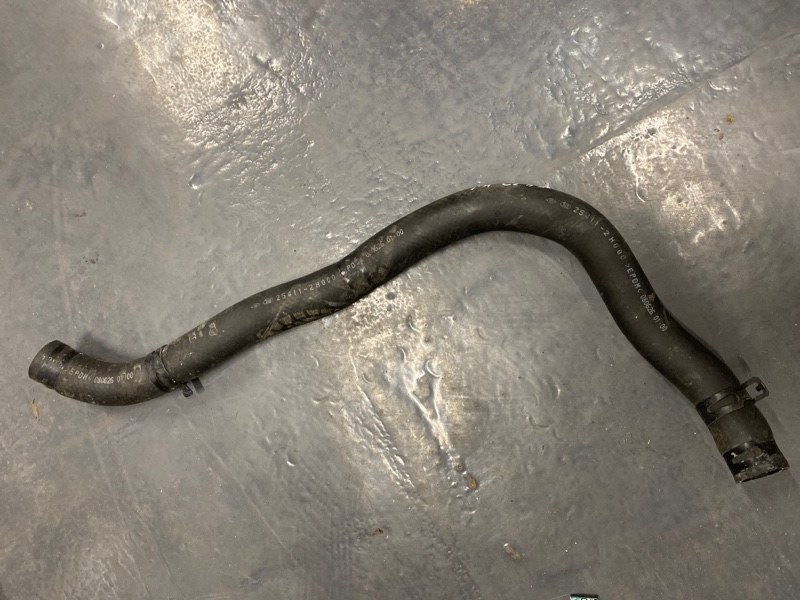 Патрубок радиатора, 2000 рублей, Молоково