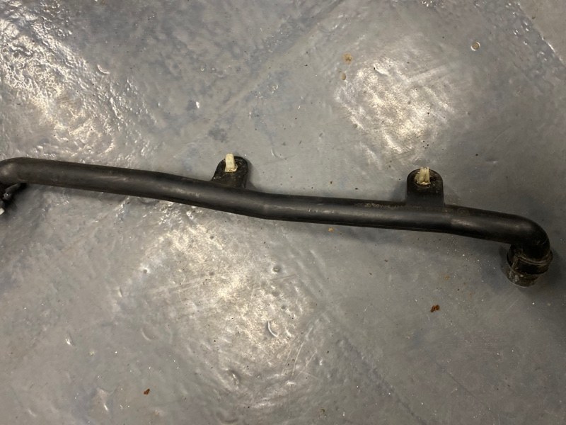 Патрубок системы охлаждения, 1500 рублей, Молоково