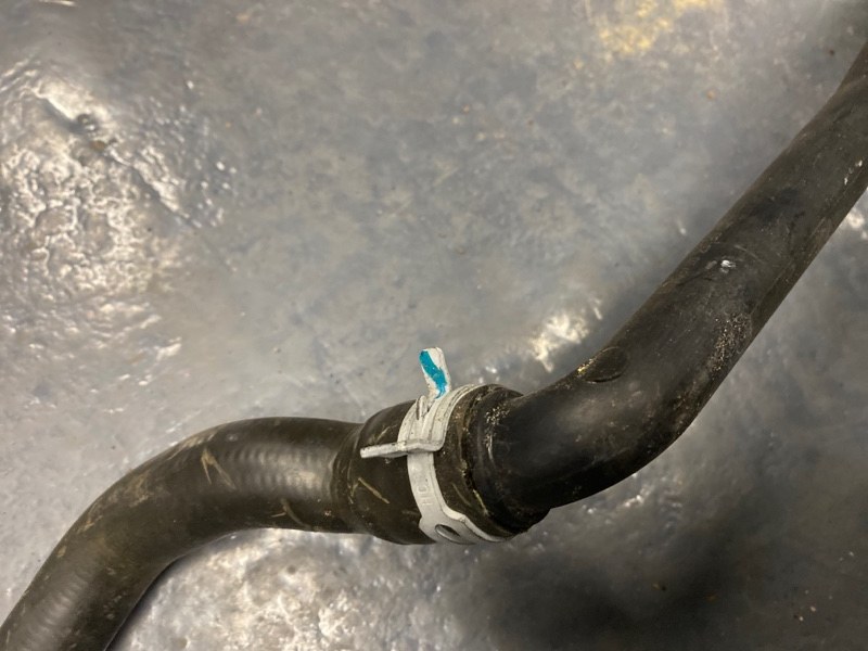 Патрубок системы охлаждения, 1500 рублей, Молоково