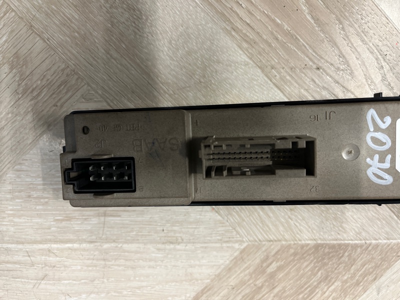 Блок управления стеклоподъемниками, 1500 рублей, Молоково