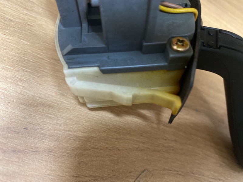 Подрулевой переключатель дворников, 3000 рублей, Молоково