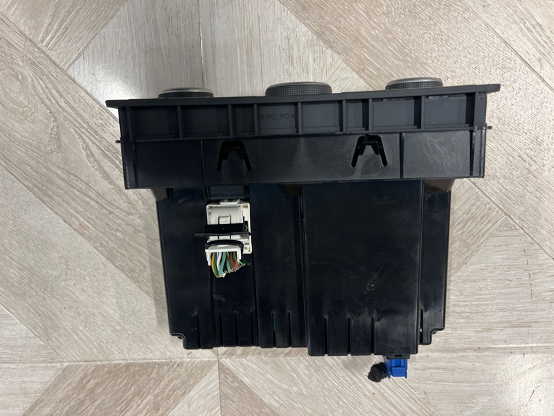 Блок управления климат-контролем, 3500 рублей, Молоково