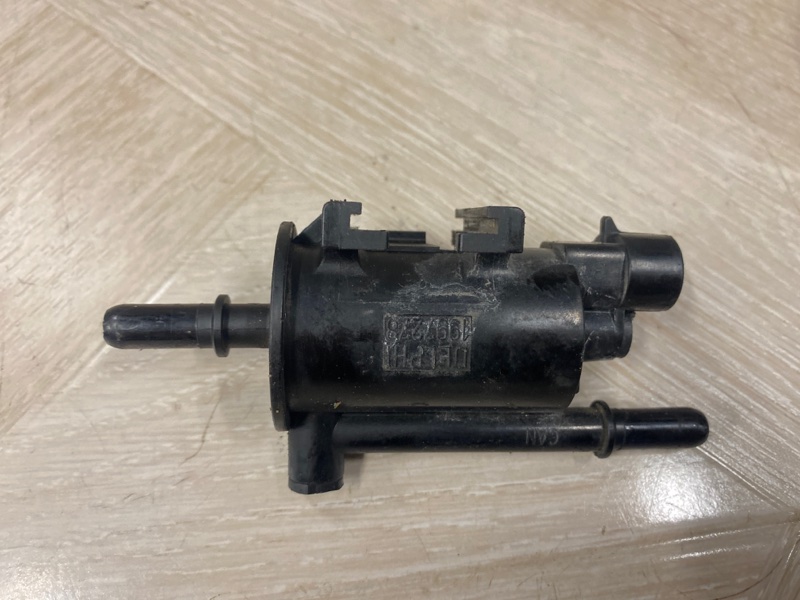 Клапан вентиляции топливного бака, 1000 рублей, Молоково