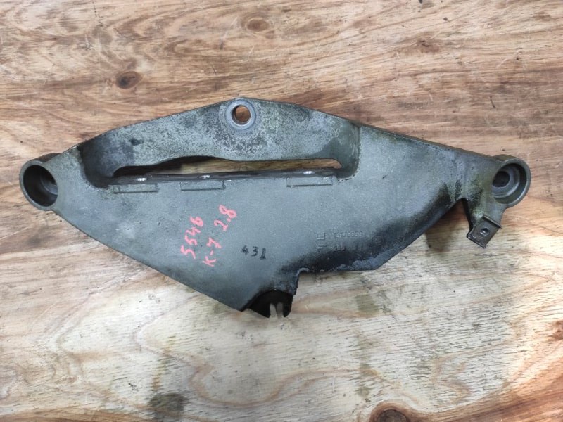 Кронштейн двигателя, 1000 рублей, Молоково