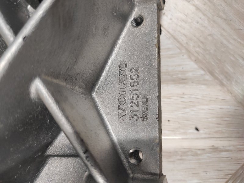 Кронштейн генератора, 2000 рублей, Молоково