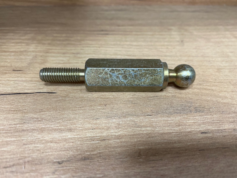 Болт для кулисы, 2000 рублей, Молоково