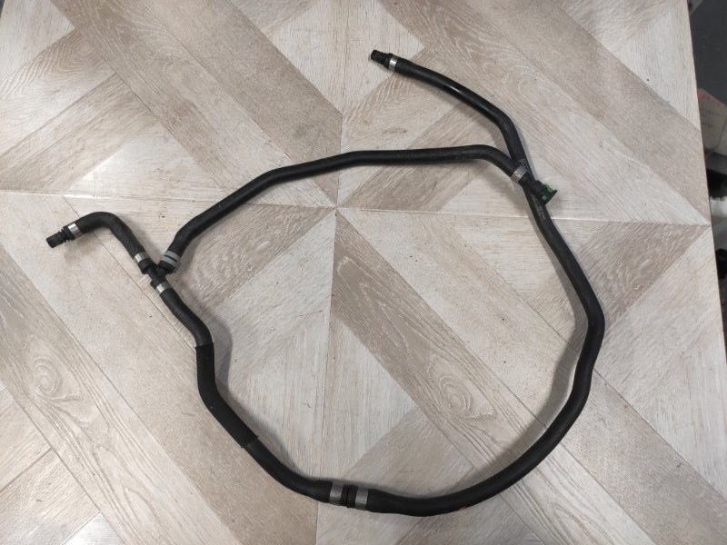 Патрубок системы охлаждения, 2000 рублей, Молоково