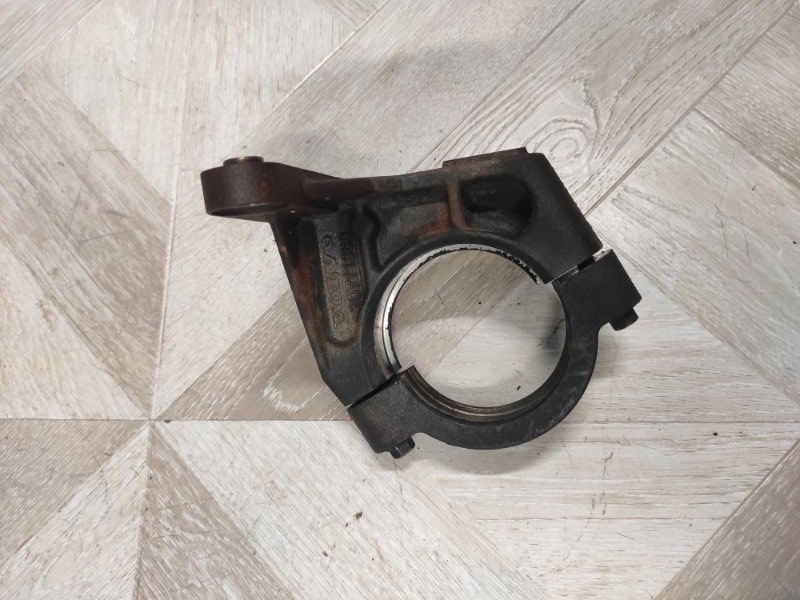 Кронштейн промежуточного вала, 1000 рублей, Молоково