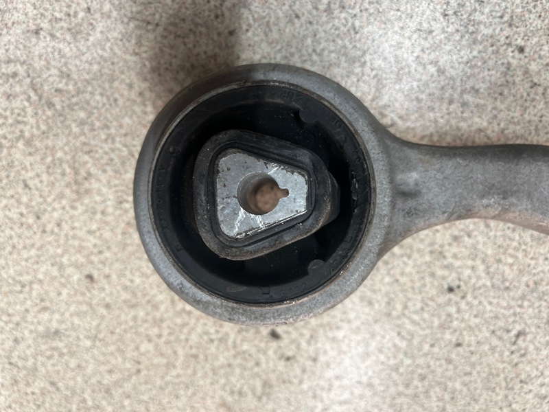 Рычаг подвески верхний, 2800 рублей, Молоково