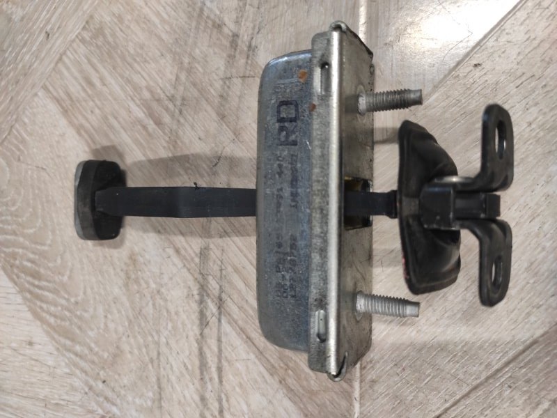 Ограничитель двери, 1000 рублей, Молоково