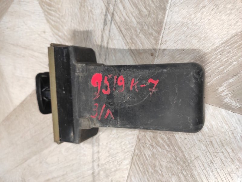 Ограничитель двери, 1000 рублей, Молоково