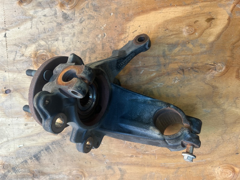 Кулак поворотный, 9500 рублей, Молоково