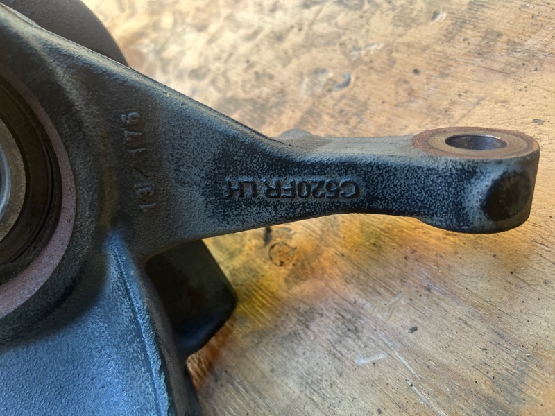 Кулак поворотный, 9500 рублей, Молоково