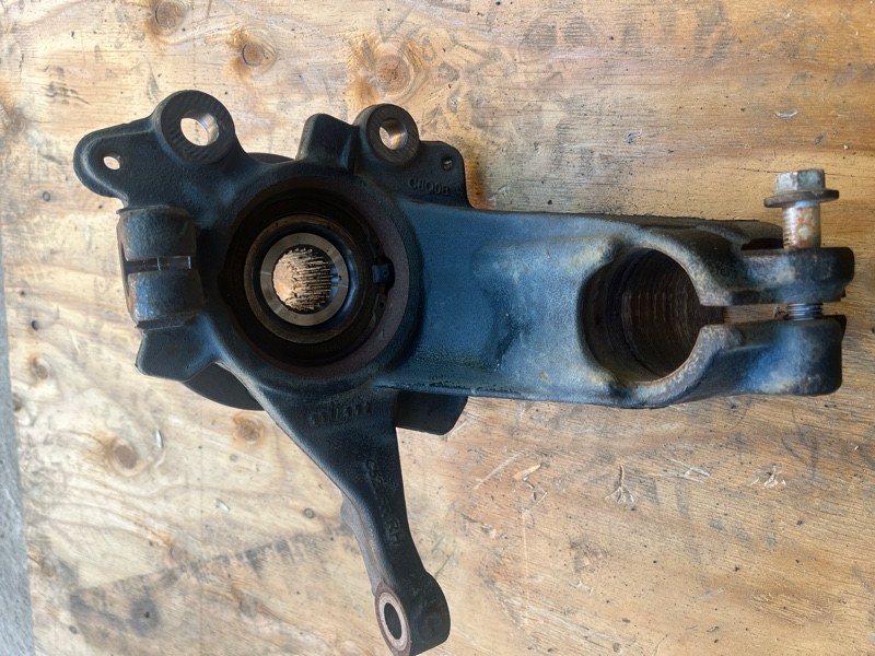 Кулак поворотный, 9500 рублей, Молоково