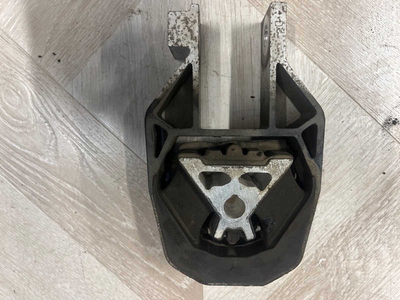 Подушка двигателя, 2500 рублей, Молоково