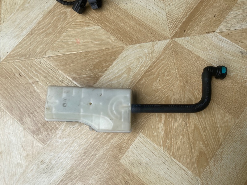 Бачок для тормозной жидкости, 2500 рублей, Молоково