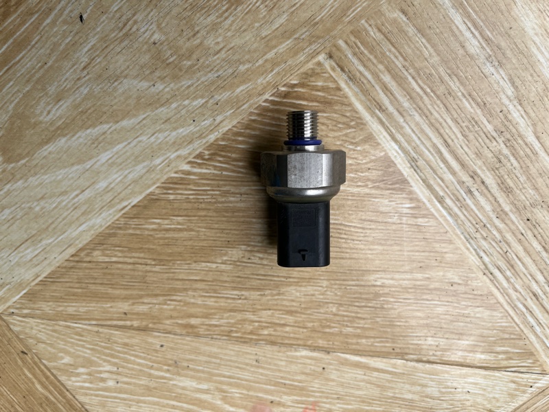 Датчик давления топлива, 1700 рублей, Молоково