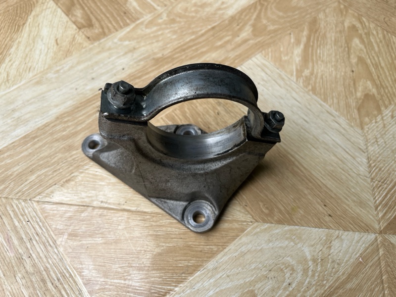 Кронштейн промежуточного вала, 2500 рублей, Молоково