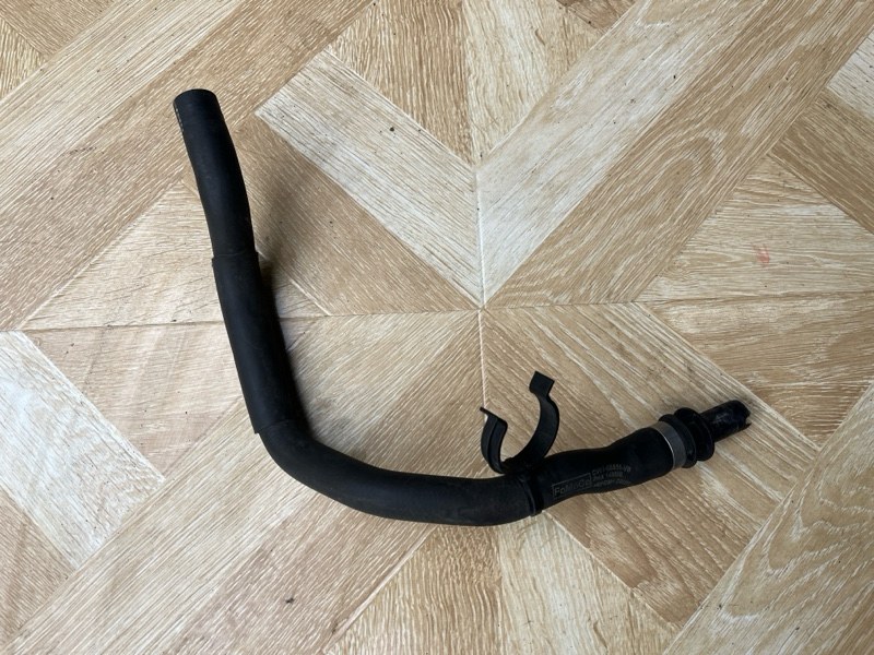 Патрубок системы охлаждения, 1500 рублей, Молоково