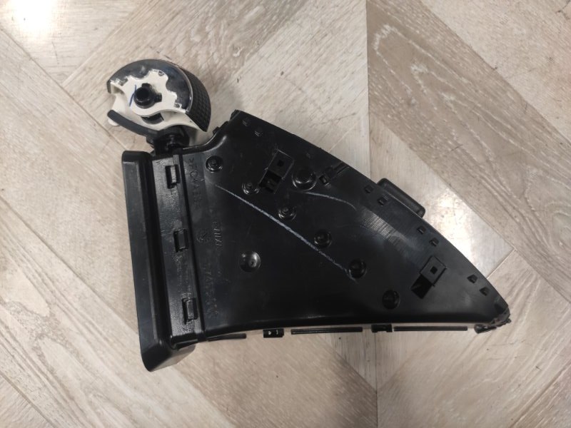 Дефлектор воздушный, 500 рублей, Молоково