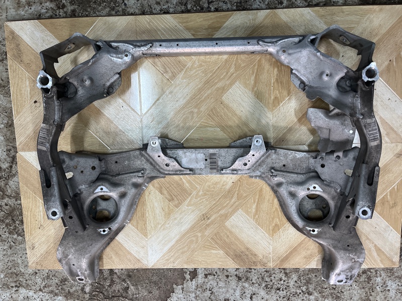 Передний подрамник, 6000 рублей, Молоково