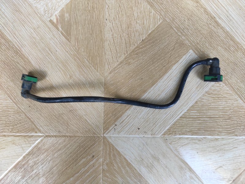 Трубка топливная, 2000 рублей, Молоково