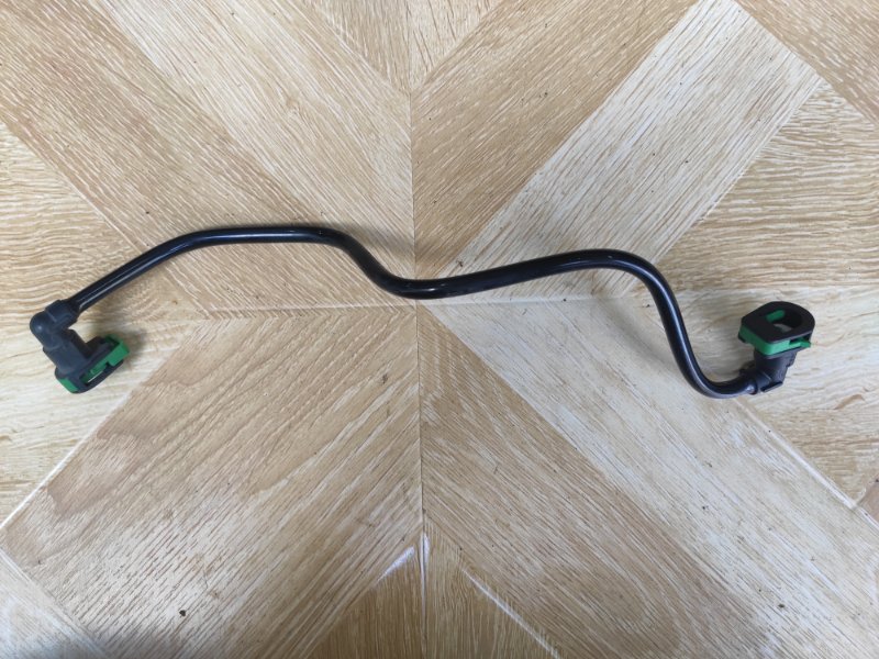 Трубка топливная, 2000 рублей, Молоково