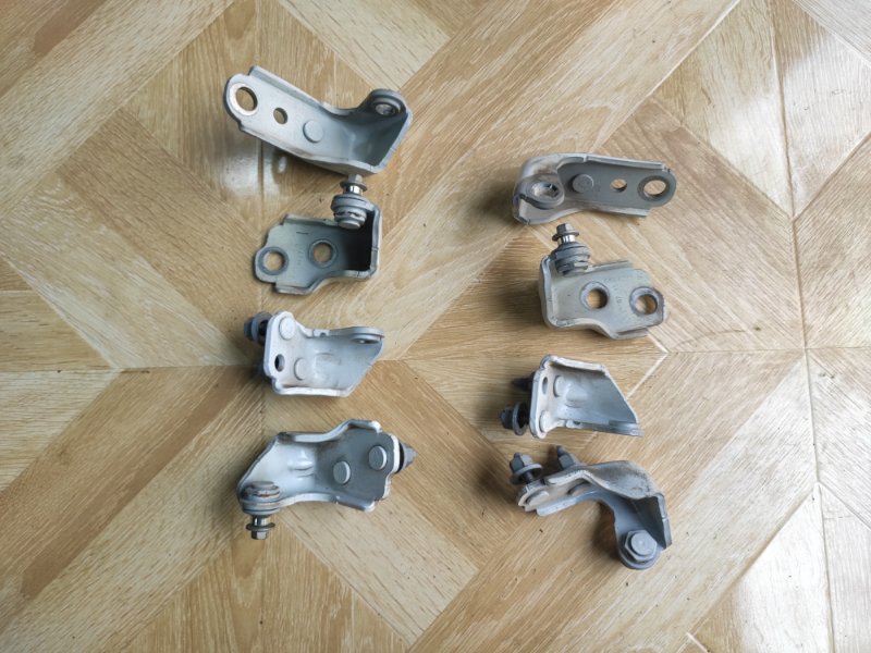 Петля двери, 1000 рублей, Молоково