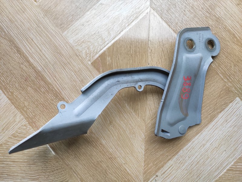 Петля капота, 2500 рублей, Молоково