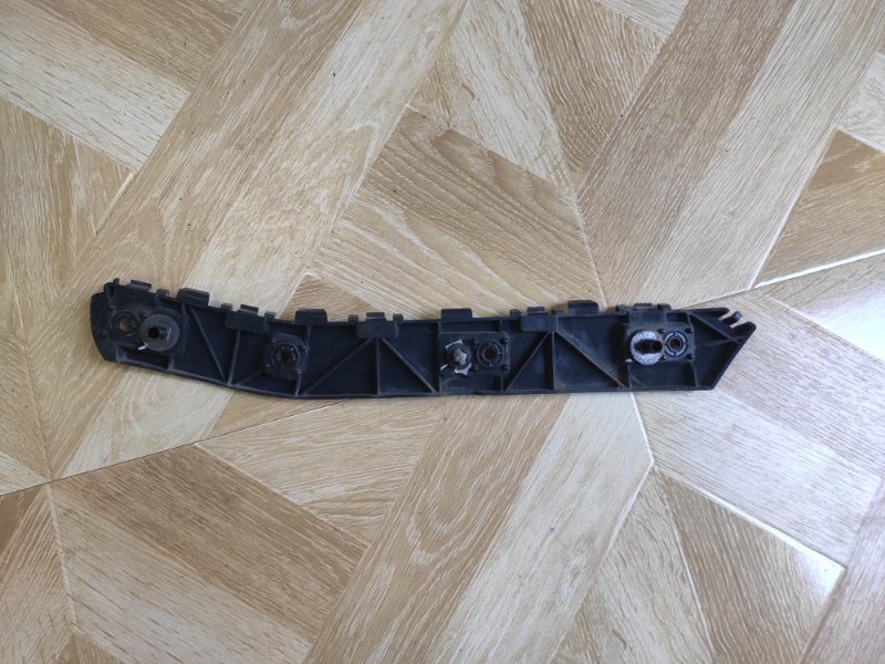 Крепление бампера, 1000 рублей, Молоково