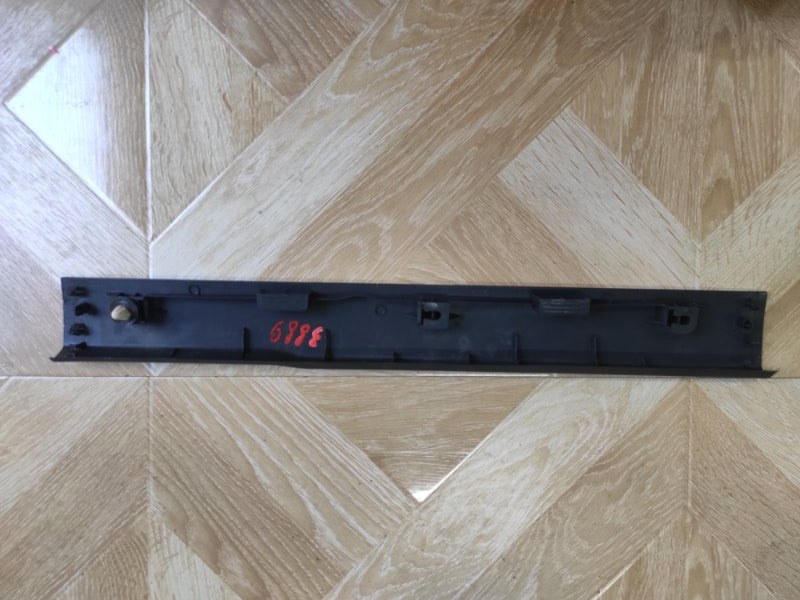 Накладка на порог салона, 500 рублей, Молоково