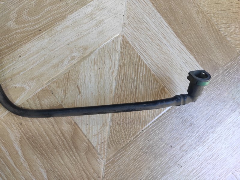 Трубка топливная, 2000 рублей, Молоково