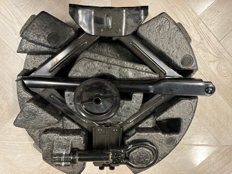 Набор инструментов, 4000 рублей, Молоково