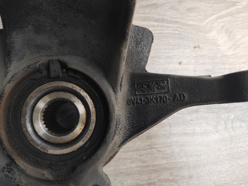 Кулак поворотный, 5900 рублей, Молоково