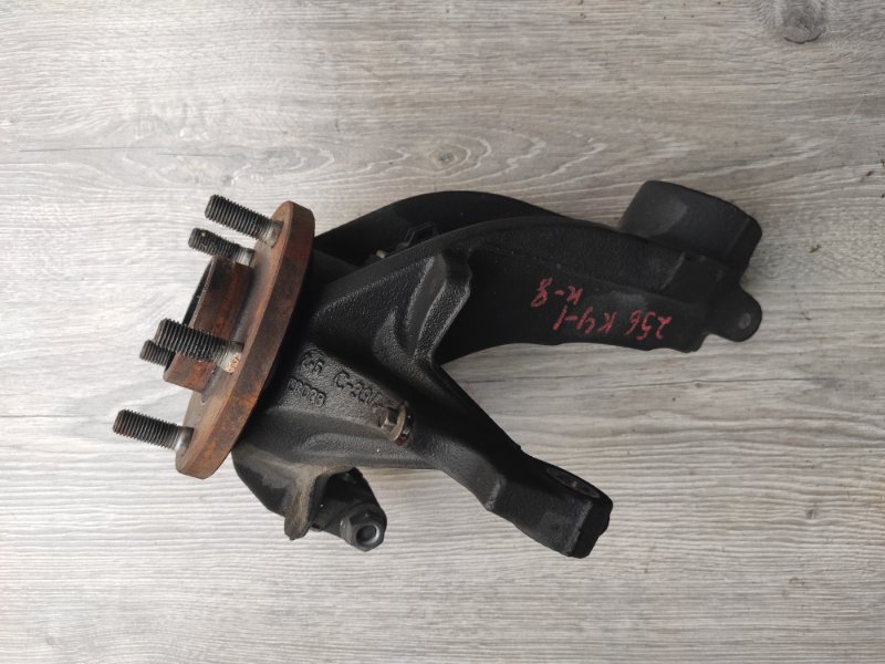 Кулак поворотный, 5900 рублей, Молоково