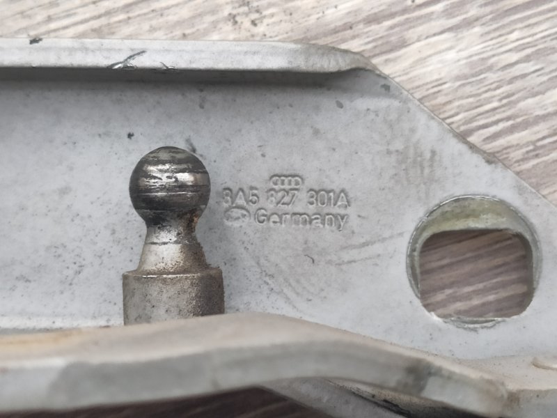 Петля крышки багажника, 1000 рублей, Молоково