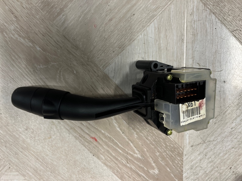 Подрулевой переключатель дворников, 1500 рублей, Молоково