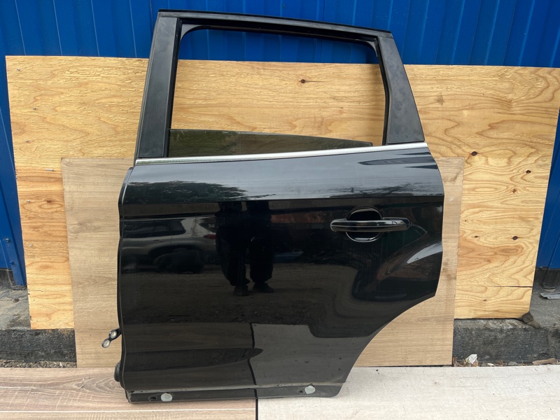 Дверь боковая, 15000 рублей, Молоково