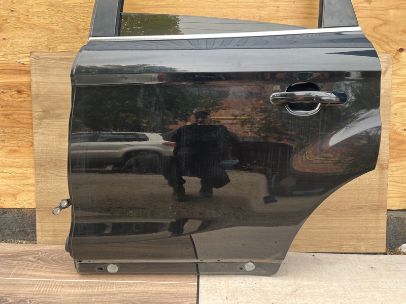 Дверь боковая, 15000 рублей, Молоково